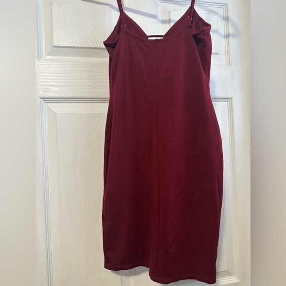 Forever 21 Short Spaghetti Strap Dress with Cutout Holes in Front, Size Small - Picture 7 of 8